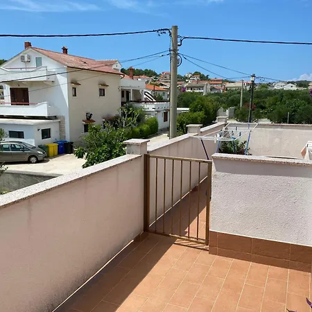 Gostinjska kuća Simag Palit